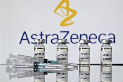 Канада приостановила вакцинацию препаратов AstraZeneca населения младше 55 лет