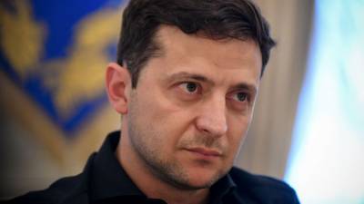 Украинский депутат Кузьмин назвал правительство Зеленского "сумасшедшим"