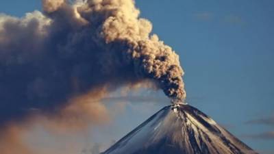 Действующий вулкан на Камчатке признали самым опасным в РФ