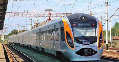 Движение поездов в месте аварии поезда Киев-Запорожье возобновили