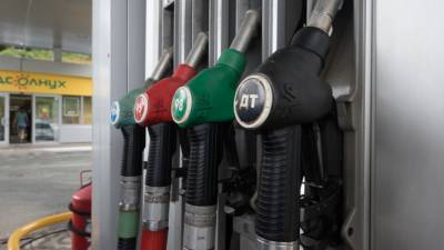 Минэнерго перечислило факторы ценообразования на бензин в России