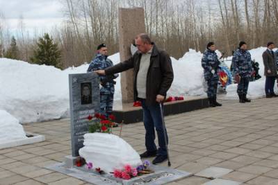 В Пермском крае почтили память сотрудников, погибших при исполнении служебного долга