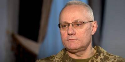 Хомчак заявил, что начать наступление на Донбассе для Зеленского не проблема. Но есть нюанс