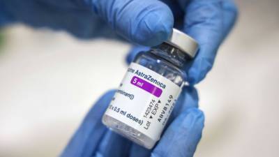 После массового отказа от AstraZeneca вакцину переименовали в Vaxzevria