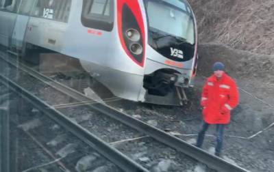 Опубликовано видео с места аварии поезда Интерсити