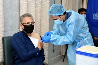Президент Пакистана заразился COVID-19 после вакцинации