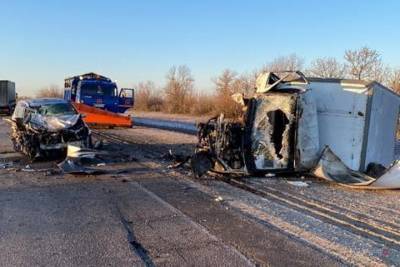 Водитель Toyota пострадал в ДТП с «Газелью» в Волгоградской области