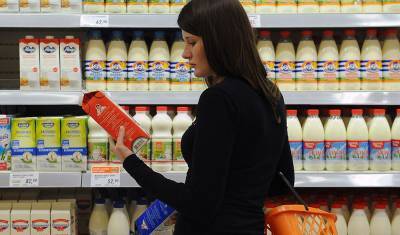 Производители предупредили о подорожании молока на 10-15% из-за экосбора