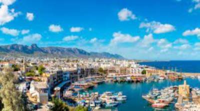 Кипр разрешил въезд украинским туристам без спецразрешения