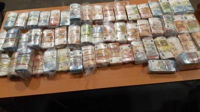 В Европе задержали украинца-"миллионера" - сумки с евро нашли в машине