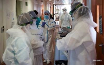 Коронавирус в Украине убил уже почти 550 медиков