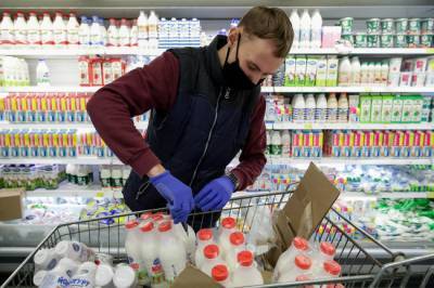 Производители молока и автомобилей грозят отыграться на потребителях за утильсбор