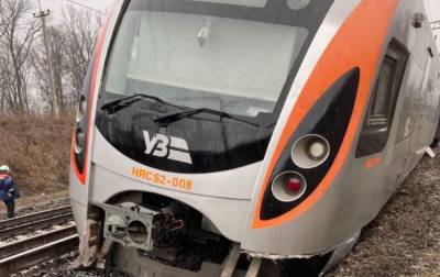 Авария поезда "Интерсити" под Запорожьем: полиция открыла уголовное производство