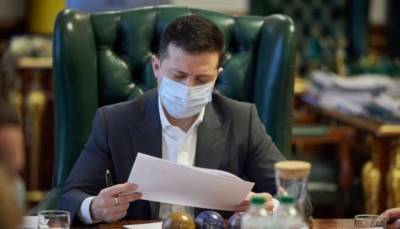 Зеленский подписал международный договор по противодействию пандемии