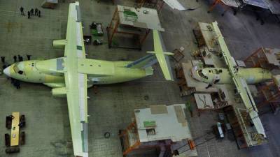 Новый военно-транспортный самолет Ил-112В проводит второй испытательный полет
