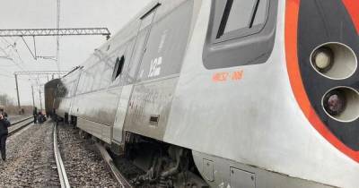Железнодорожная авария на Днепропетровщине: перегон закрывают на ремонт