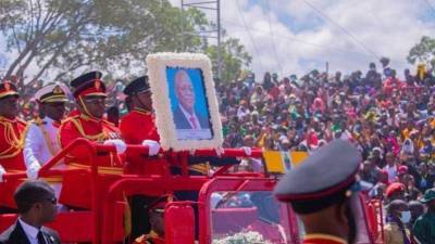 Джон Магуфули - В Танзании 45 человек погибли в давке на похоронах президента - newdaynews.ru - Танзания