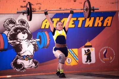Тяжелоатлеты ДНР установили в России 33 рекорда