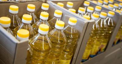 В России продлили соглашения по ценам на подсолнечное масло и сахар
