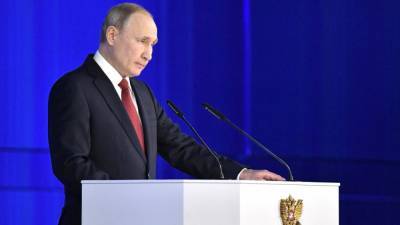 Право Путина переизбираться на пост президента поддержали в Совфеде РФ