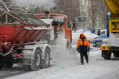 Полиция проводит расследование по закупке реагентов для уборки улиц Екатеринбурга