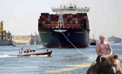 Шутки и мемы про возобновление навигации в Суэцком канале, который заблокировало судно Ever Given (14 фото)