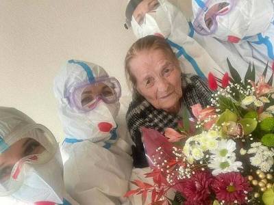 В Черновцах от COVID-19 вылечили 100-летнюю женщину. Это первая ее госпитализация