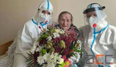 В Черновцах от COVID вылечили 100-летнюю пациентку
