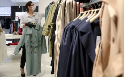 В России на 20% взлетят цены на одежду