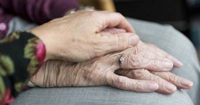 В Черновицкой больнице 100-летняя женщина выздоровела от коронавируса