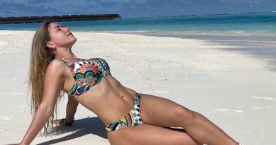 "Есть за что взять": жена футболиста сборной Украины похвасталась роскошными формами на Мальдивах