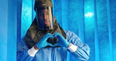 "Горячий доктор": нигерийский принц с внешностью модели спасает больных COVID-19 (видео)