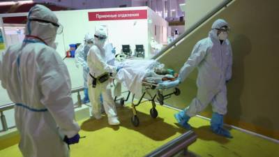 Минздрав не исключил третьей волны коронавируса в России