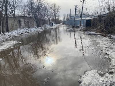 В Челябинске начали греть трубы, чтобы ликвидировать потопы в частном секторе