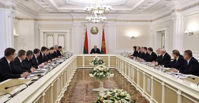 А.Лукашенко: Земельные отношения должны оставаться под жесточайшим контролем государства