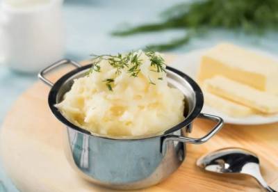 Пюре и печеную картошку ученые назвали опасными для здоровья