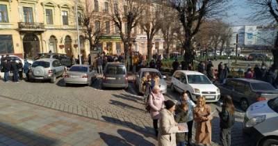 Протест бизнесменов в Черновцах: предпринимателям Калиновского рынка дали доступ к торговым местам