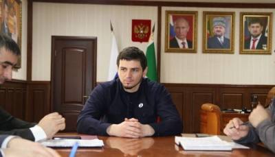 Рамзан Кадыров - Хас-Магомед Кадыров - 30-летний брат главы Чечни Рамзана Кадырова идёт в Госдуму - fib.name - респ. Чечня - Грозный