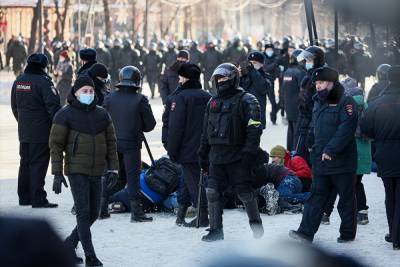 Полиция не нашла нарушений в действиях сотрудников при задержаниях 31 января в Челябинске