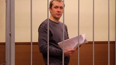 Экс-полковник Захарченко не признал вину по новому делу о взятках