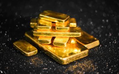 Золото дешевеет. Причина — рост доходности облигаций в США