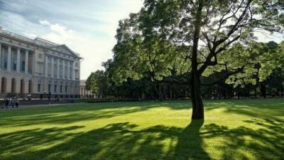 Комитет имущественных отношений взыскал почти 2 млн долга с комплекса "Императорские сады" в Петербурге
