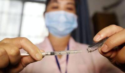 Александр Плющев - Китайская вакцина оказалась неудачной: ее эффективность всего 50% - newizv.ru - Англия - Эмираты