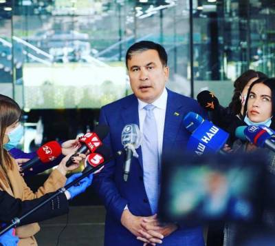 Гарибашвили назвал оскорбительными слова литовского политика Кубилюса о подключении Саакашвили к переговорам
