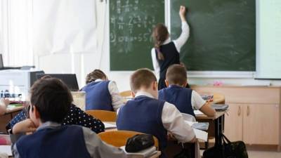 «Недопустимо»: Путин призвал контролировать число детей мигрантов в школах