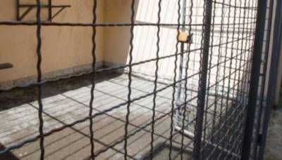 Тортури в катівні “Ізоляція” в Донецьку: двом бойовикам заочно повідомили про підозру