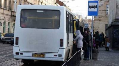 Локдаун во Львове: общественный транспорт будет курсировать в режиме спецперевозок