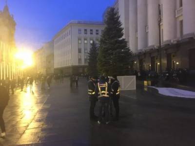 Полиции диалога угрожала опасность, ее эвакуировали, – Клименко о протесте под ОП