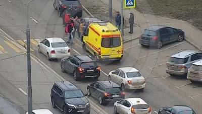Автомобиль сбил ребенка на западе Москвы