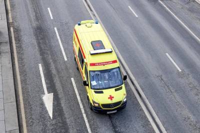 Автомобиль сбил ребенка на пешеходном переходе на западе Москвы